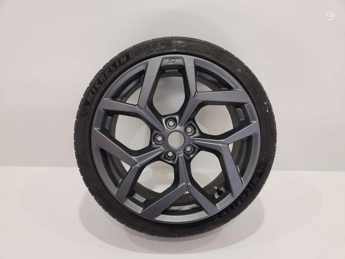 Ford Focus ST, легкосплавные , R19