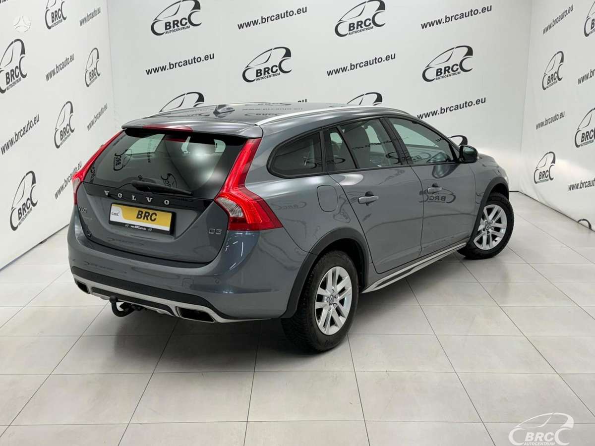 Volvo V60 Cross Country - 3