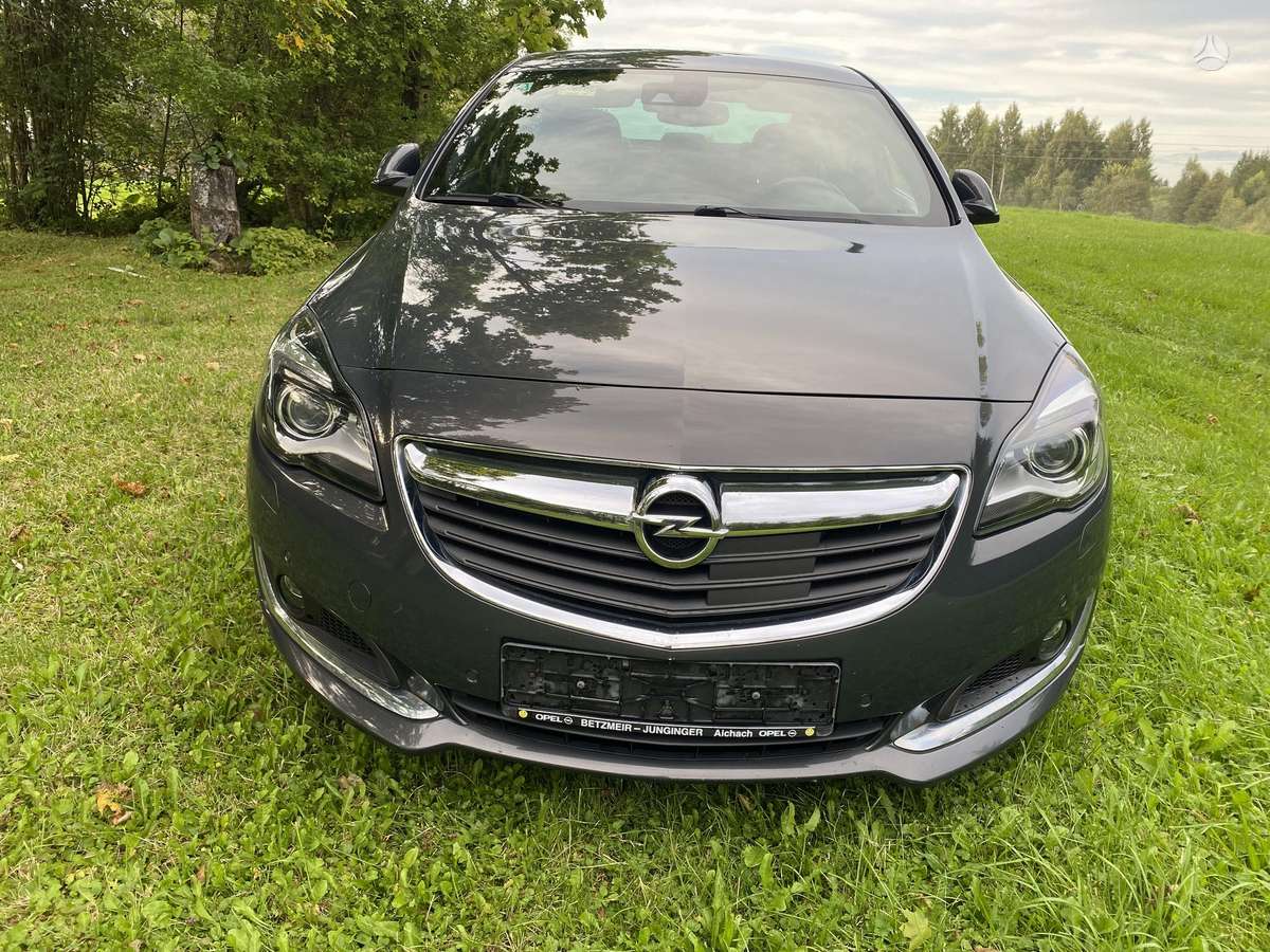 Opel Insignia, 2.0 l., Седан