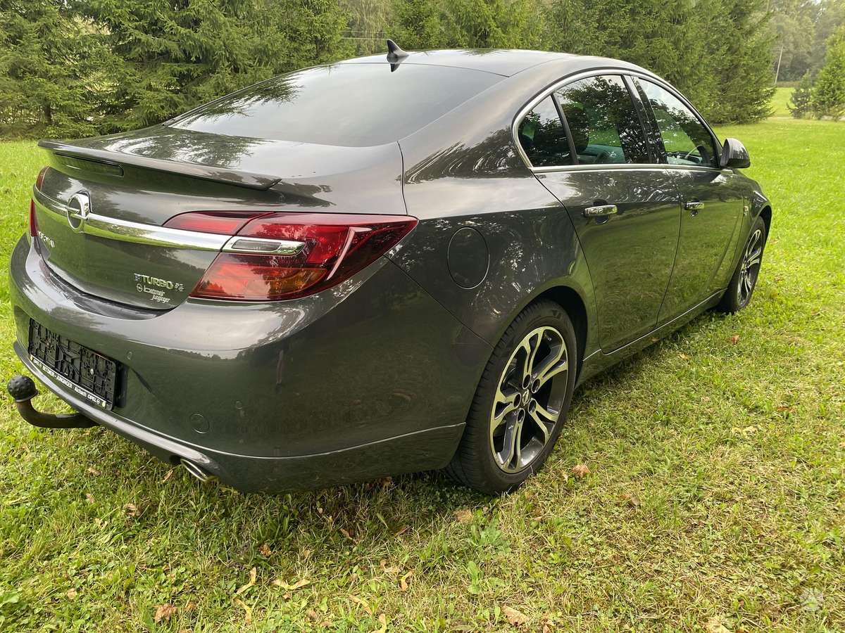 Opel Insignia, 2.0 l., Седан