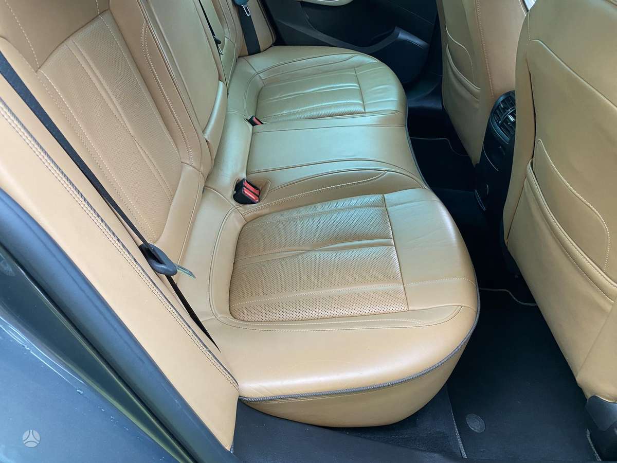 Opel Insignia, 2.0 l., Седан