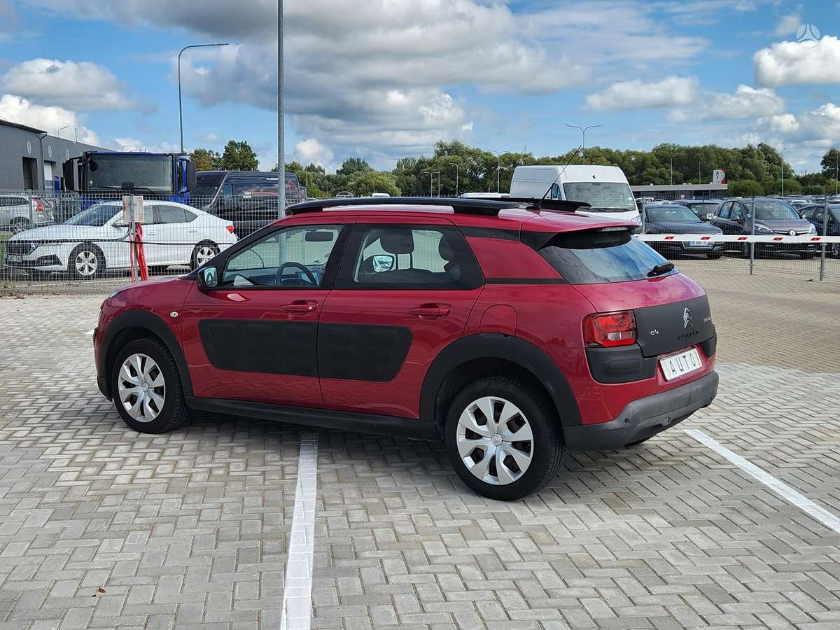 Citroen C4 Cactus, 1.2 l., Хэтчбек