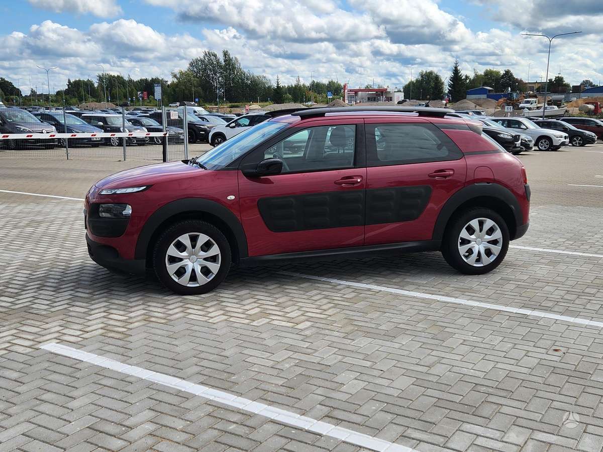 Citroen C4 Cactus, 1.2 l., Хэтчбек