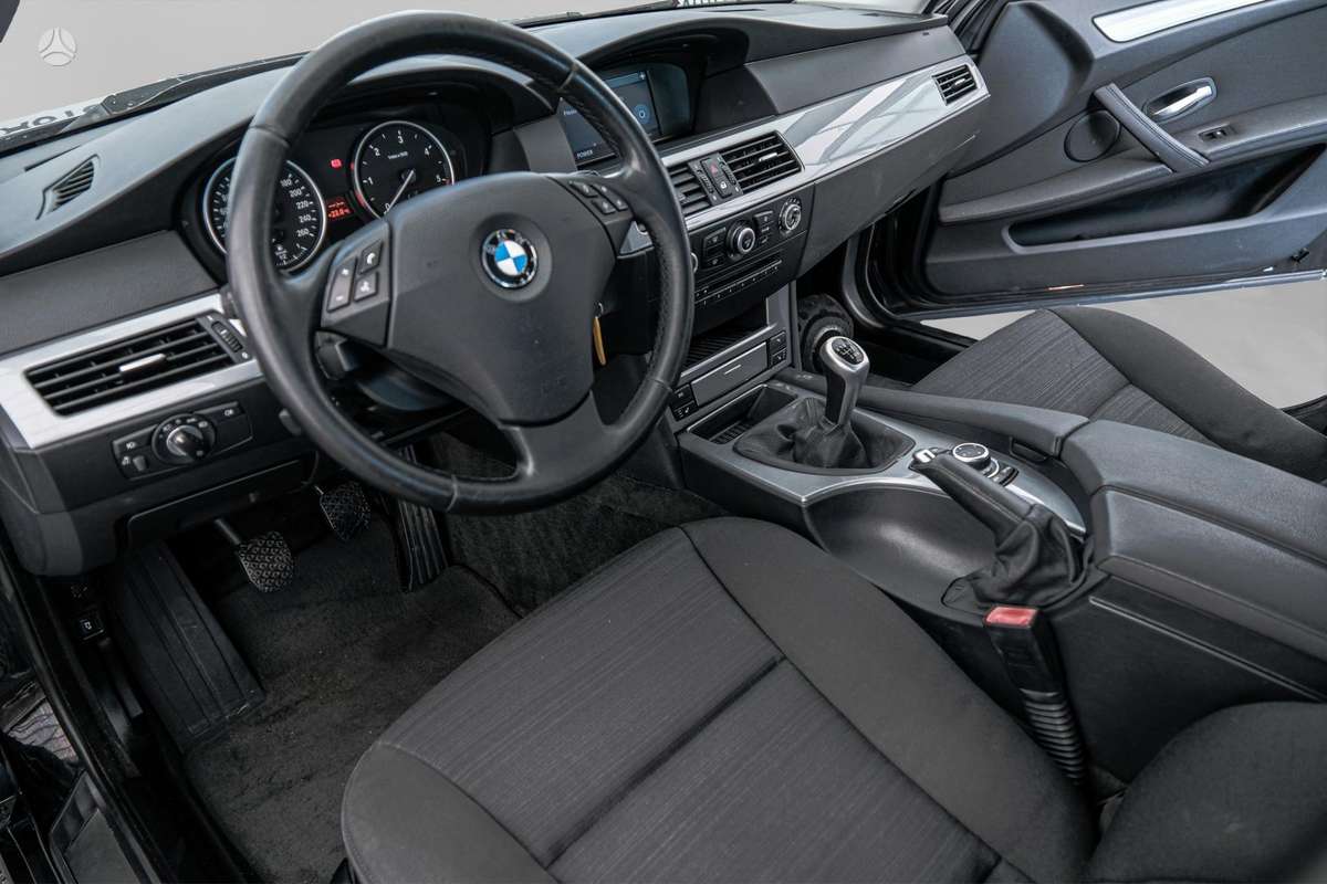 BMW 520, 2.0 l., Универсал