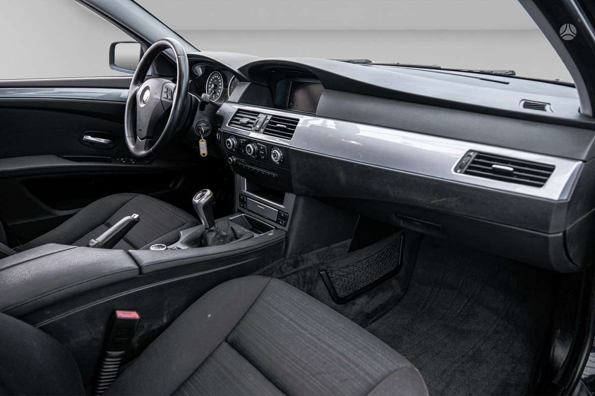BMW 520, 2.0 l., Универсал