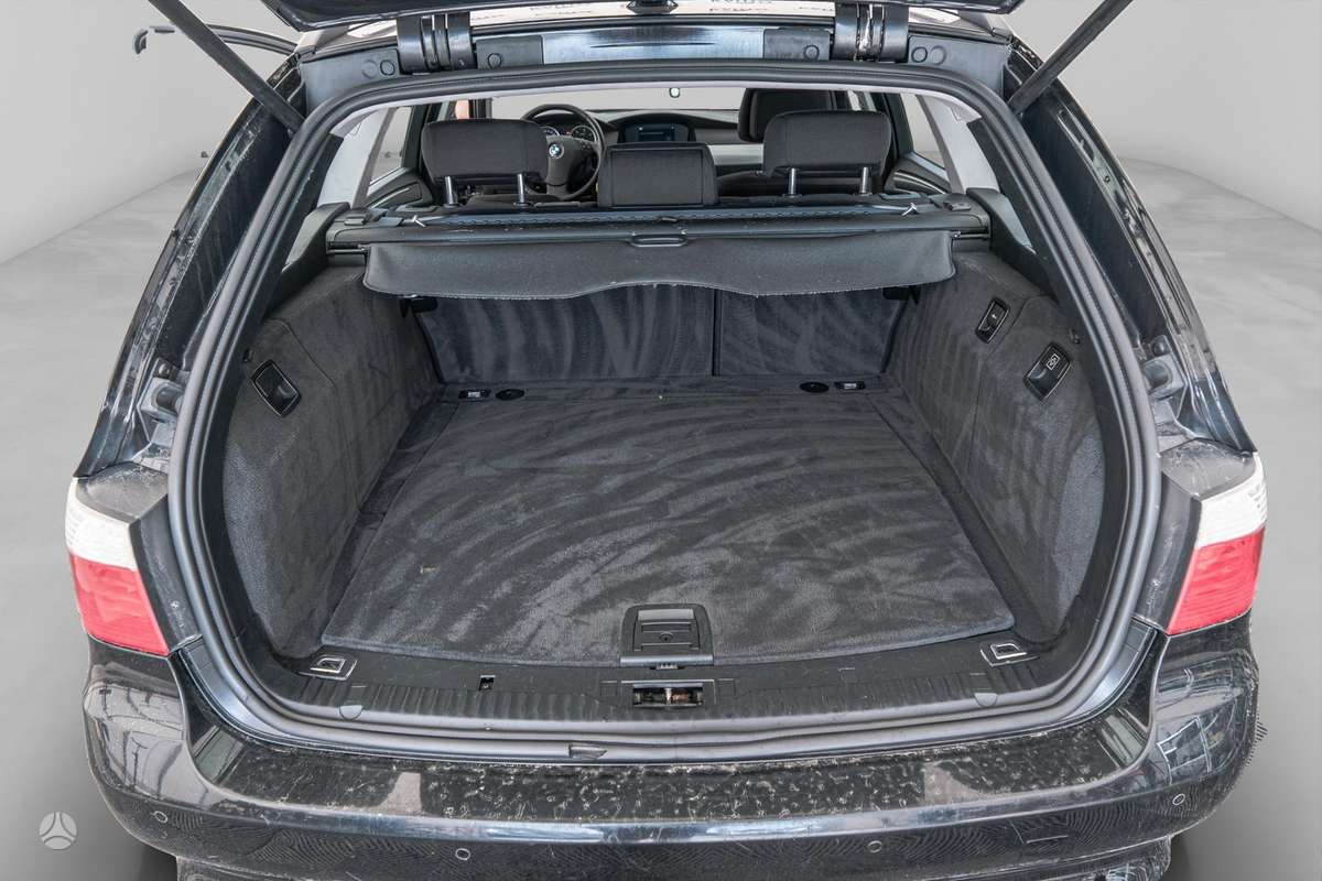BMW 520, 2.0 l., Универсал