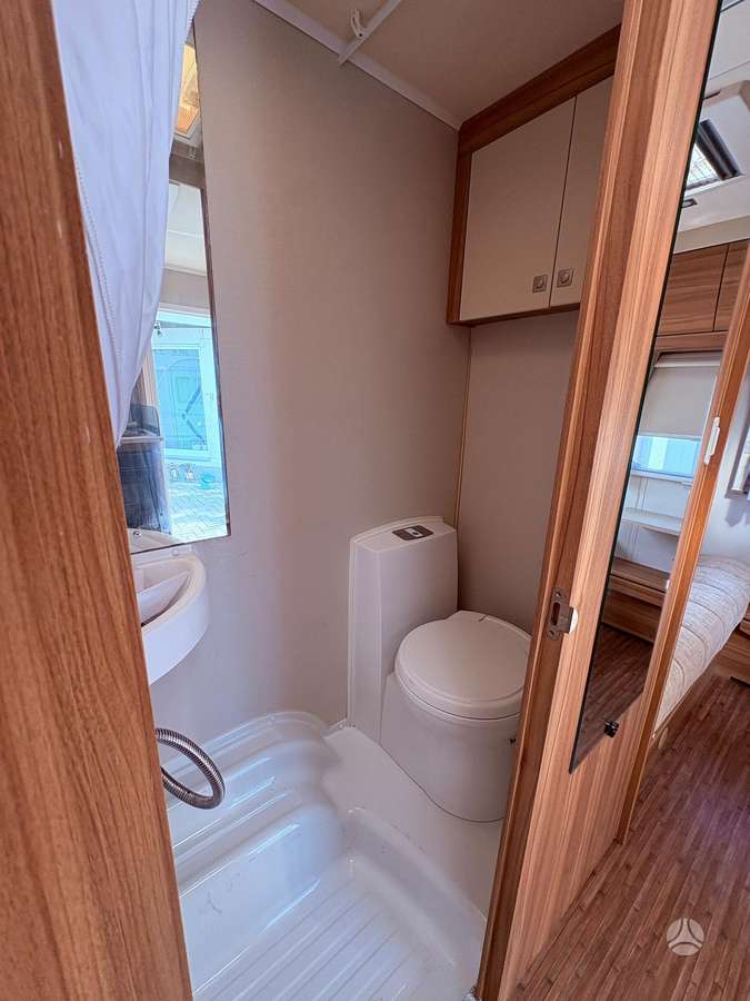 Elddis Xplore 434, prikabinami nameliai