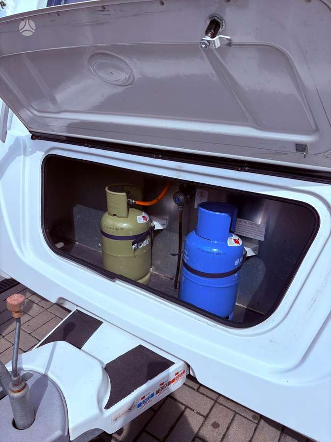 Elddis Xplore 434, prikabinami nameliai