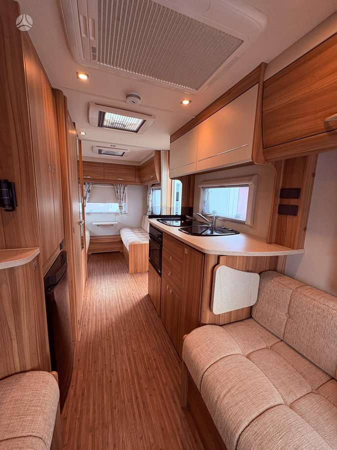 Elddis Xplore 434, prikabinami nameliai