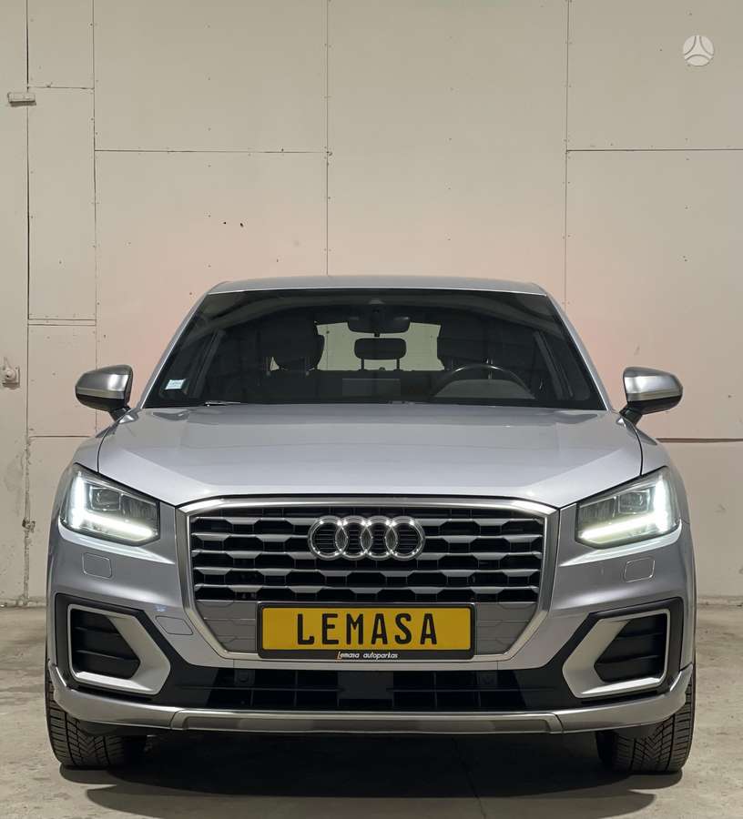 Audi Q2, 1.4 l., off-road / crossover