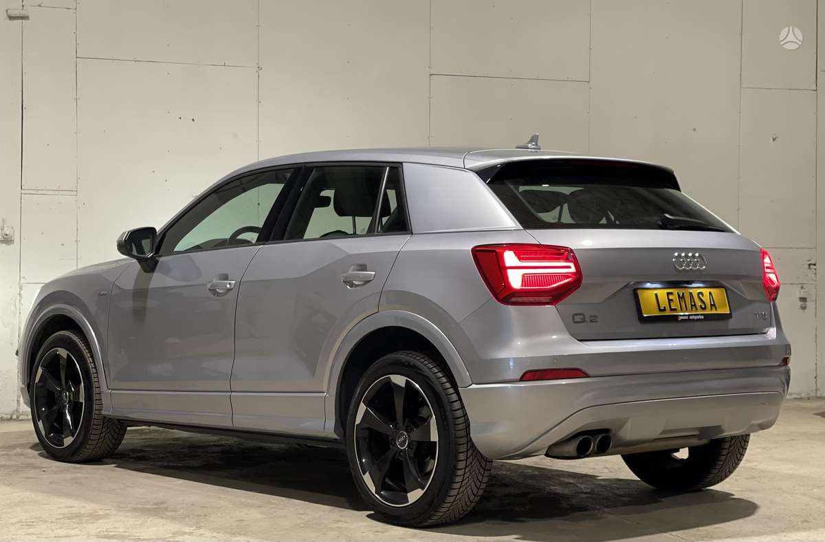 Audi Q2, 1.4 l., off-road / crossover