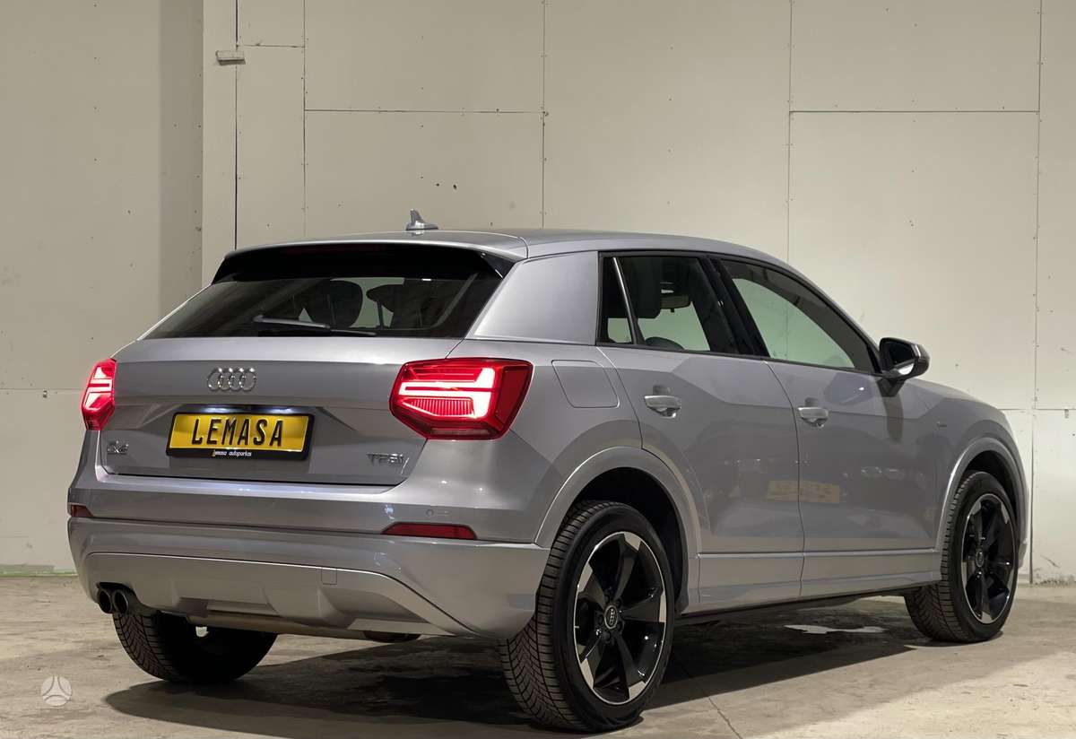 Audi Q2, 1.4 l., off-road / crossover