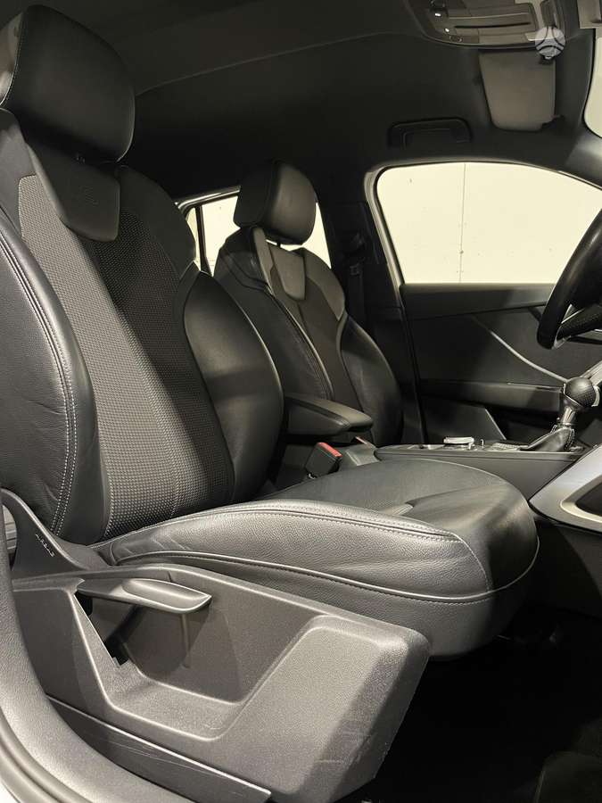Audi Q2, 1.4 l., Внедорожник / Кроссовер