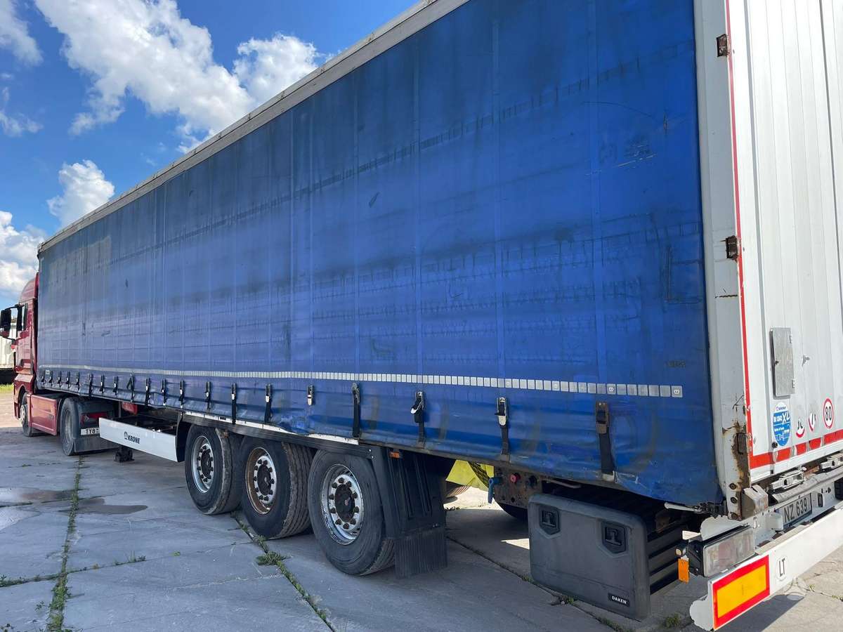 Krone, curtain / tarpaulin