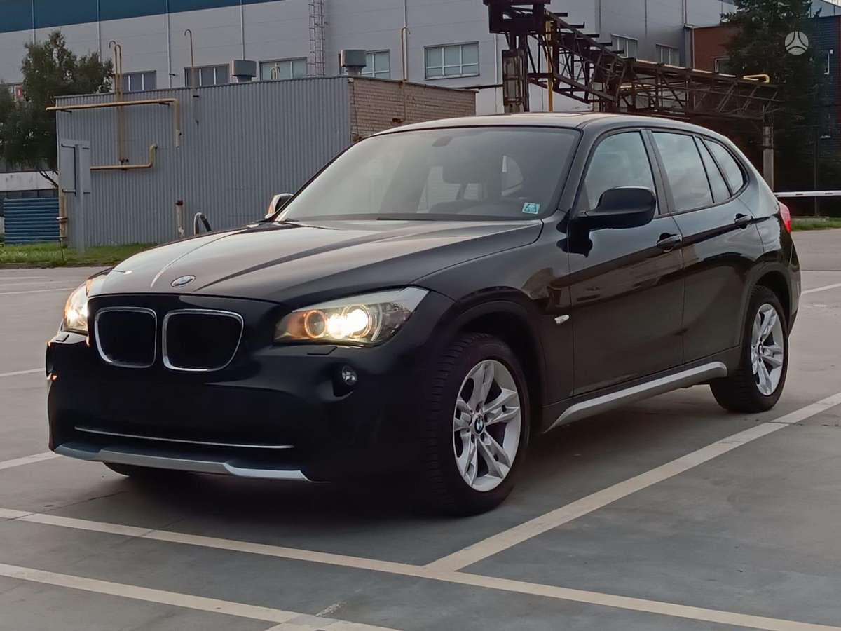 BMW X1, mpv / minivan