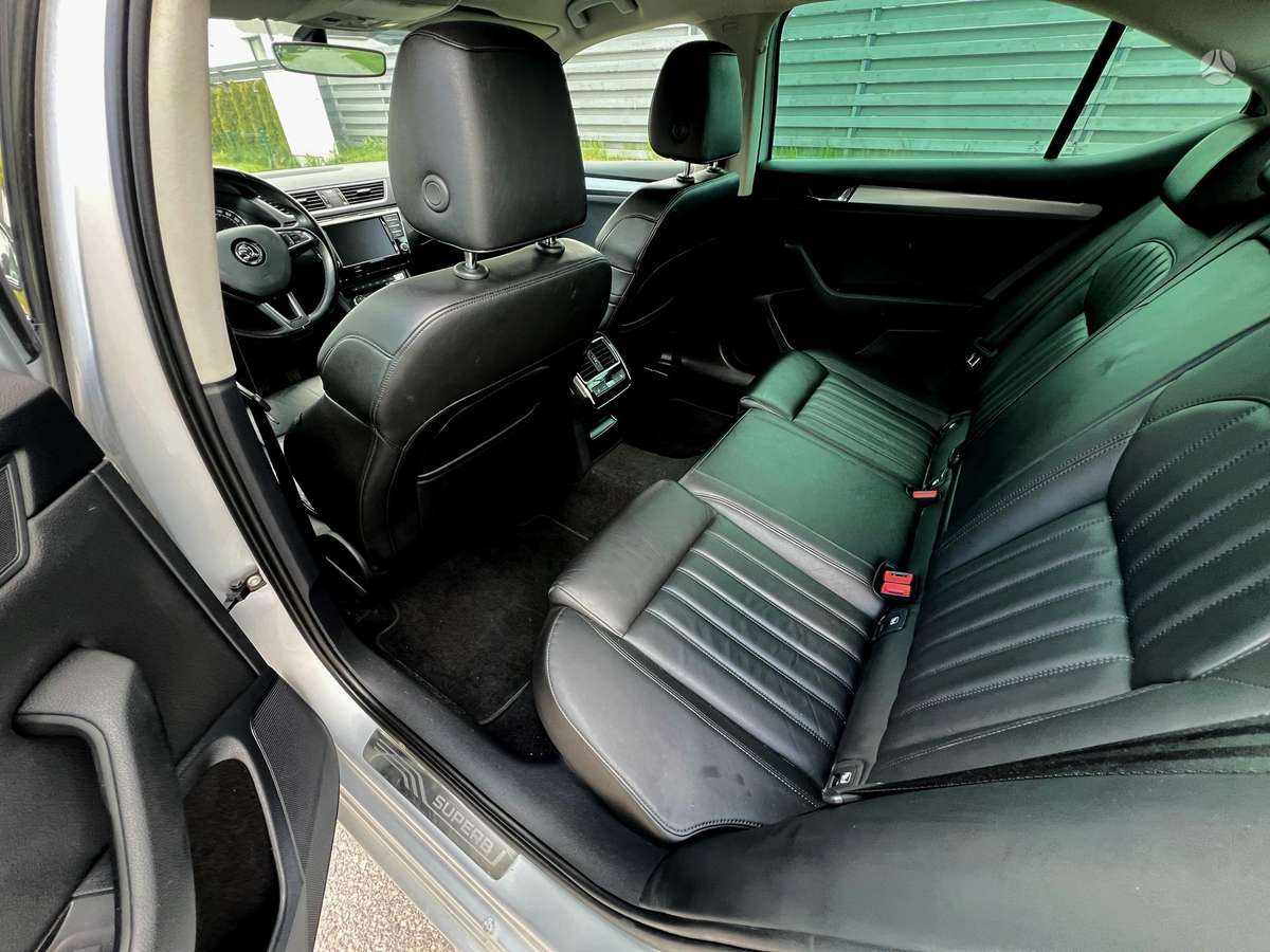 Skoda Superb, 2.0 l., hatchback