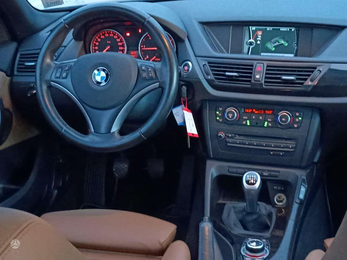 BMW X1, Минивэн
