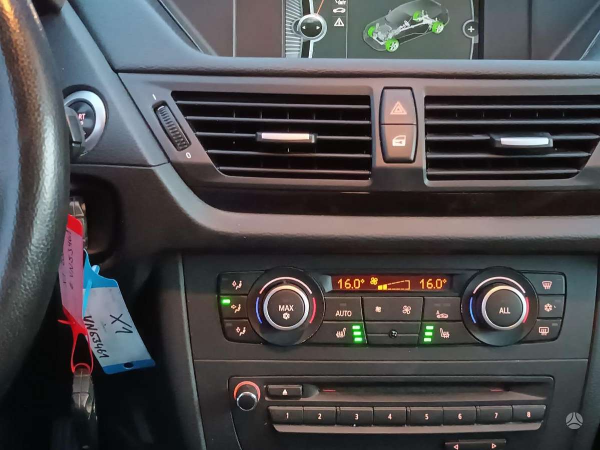 BMW X1, mpv / minivan