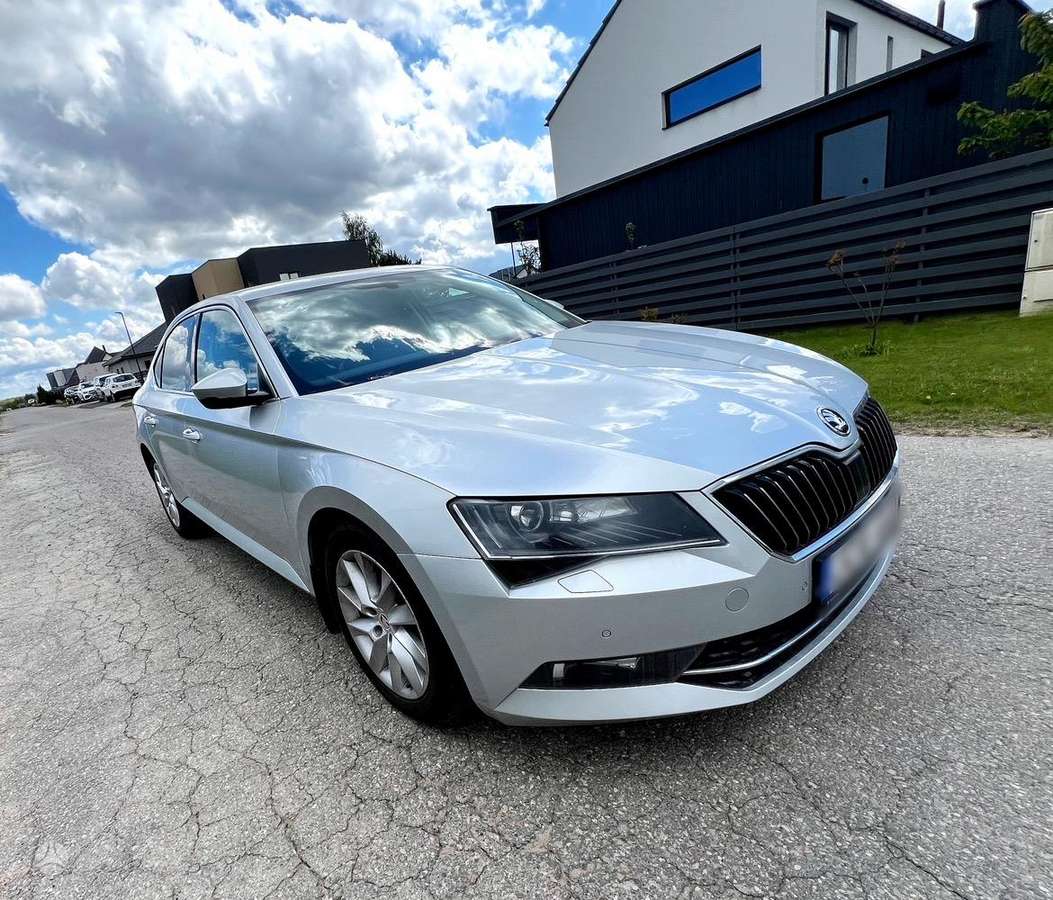 Skoda Superb, 2.0 l., Хэтчбек