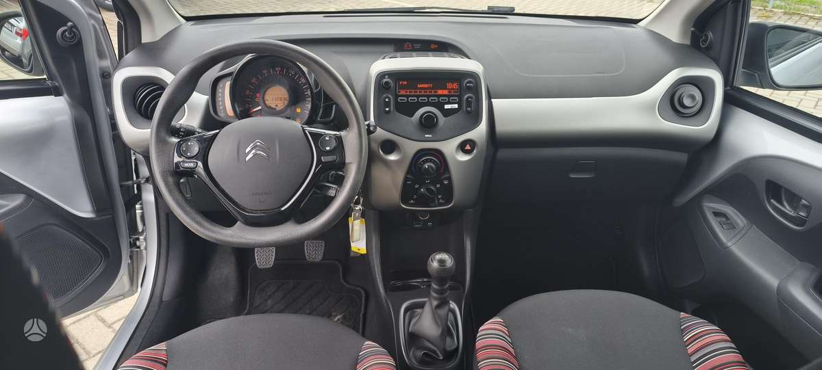 Citroen C1, 1.2 l., Хэтчбек