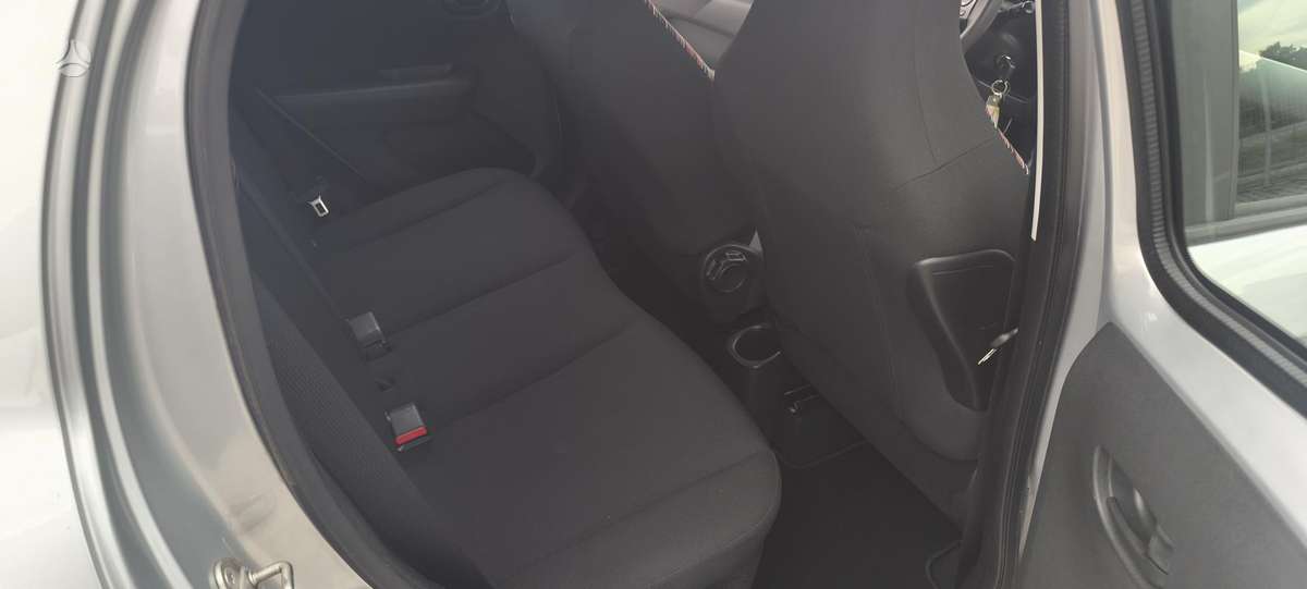 Citroen C1, 1.2 l., Хэтчбек