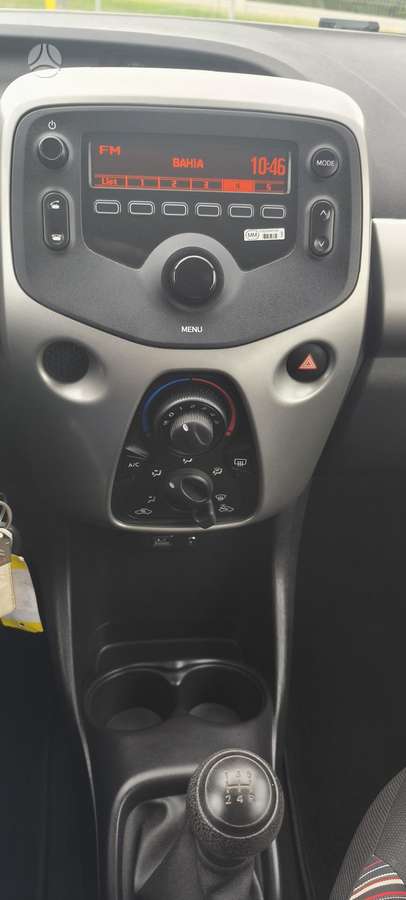 Citroen C1, 1.2 l., Хэтчбек