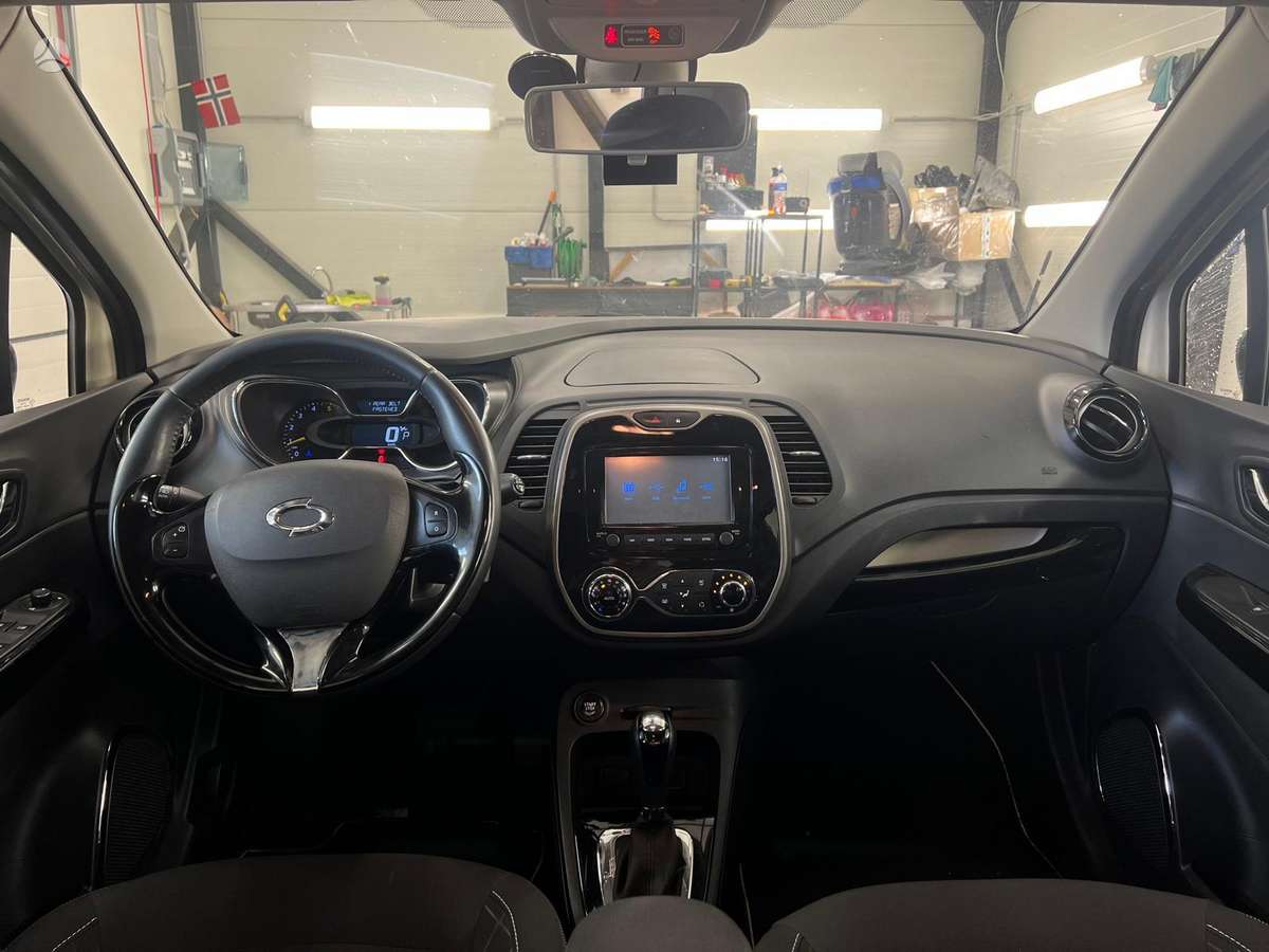 Renault Captur, 1.5 l., Внедорожник / Кроссовер