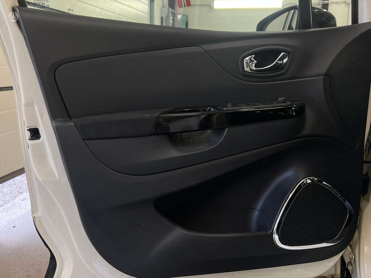 Renault Captur, 1.5 l., Внедорожник / Кроссовер