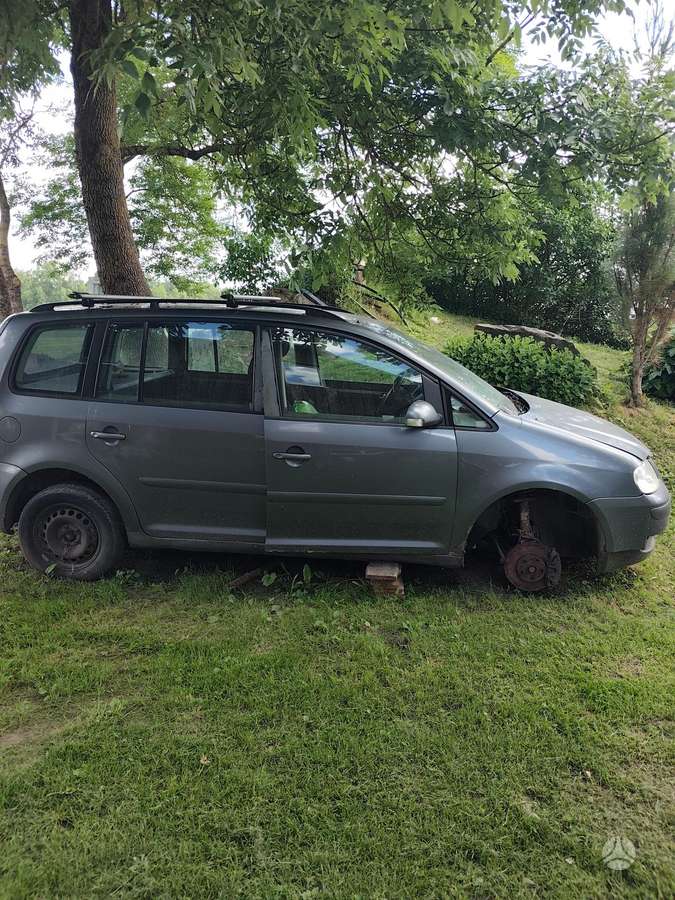 Volkswagen Touran kėbulo dalys