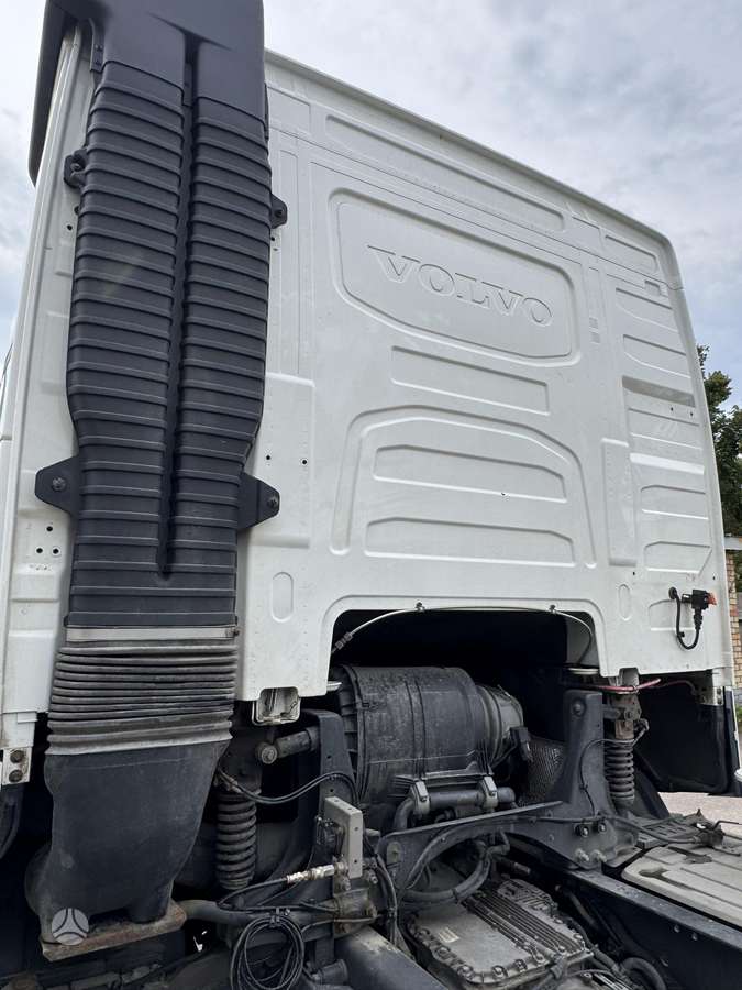 Volvo FH500, шасси