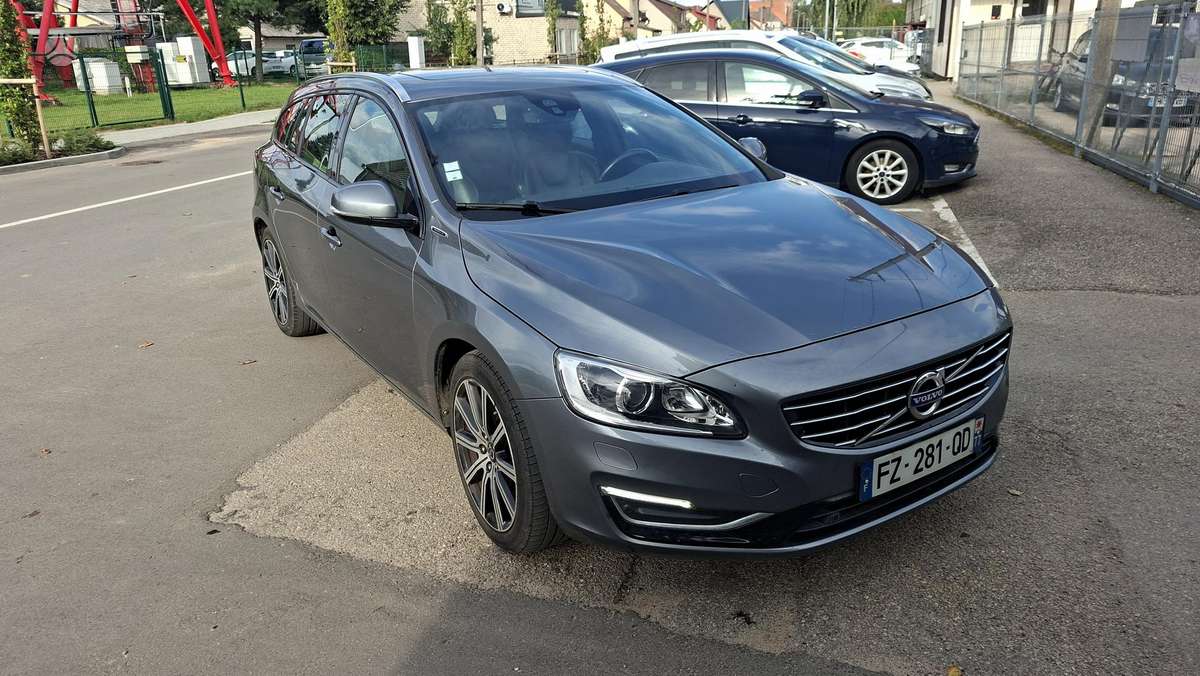 Volvo V60, 2.4 l., Универсал