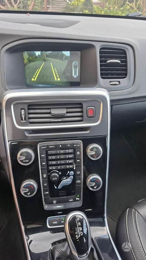 Volvo V60, 2.4 l., Универсал
