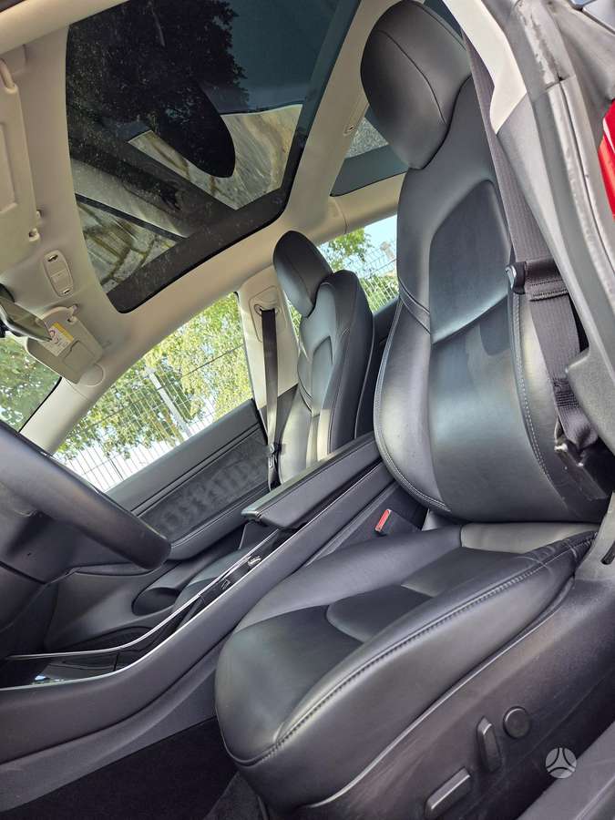 Tesla Model 3, 81 кВт·ч, Хэтчбек