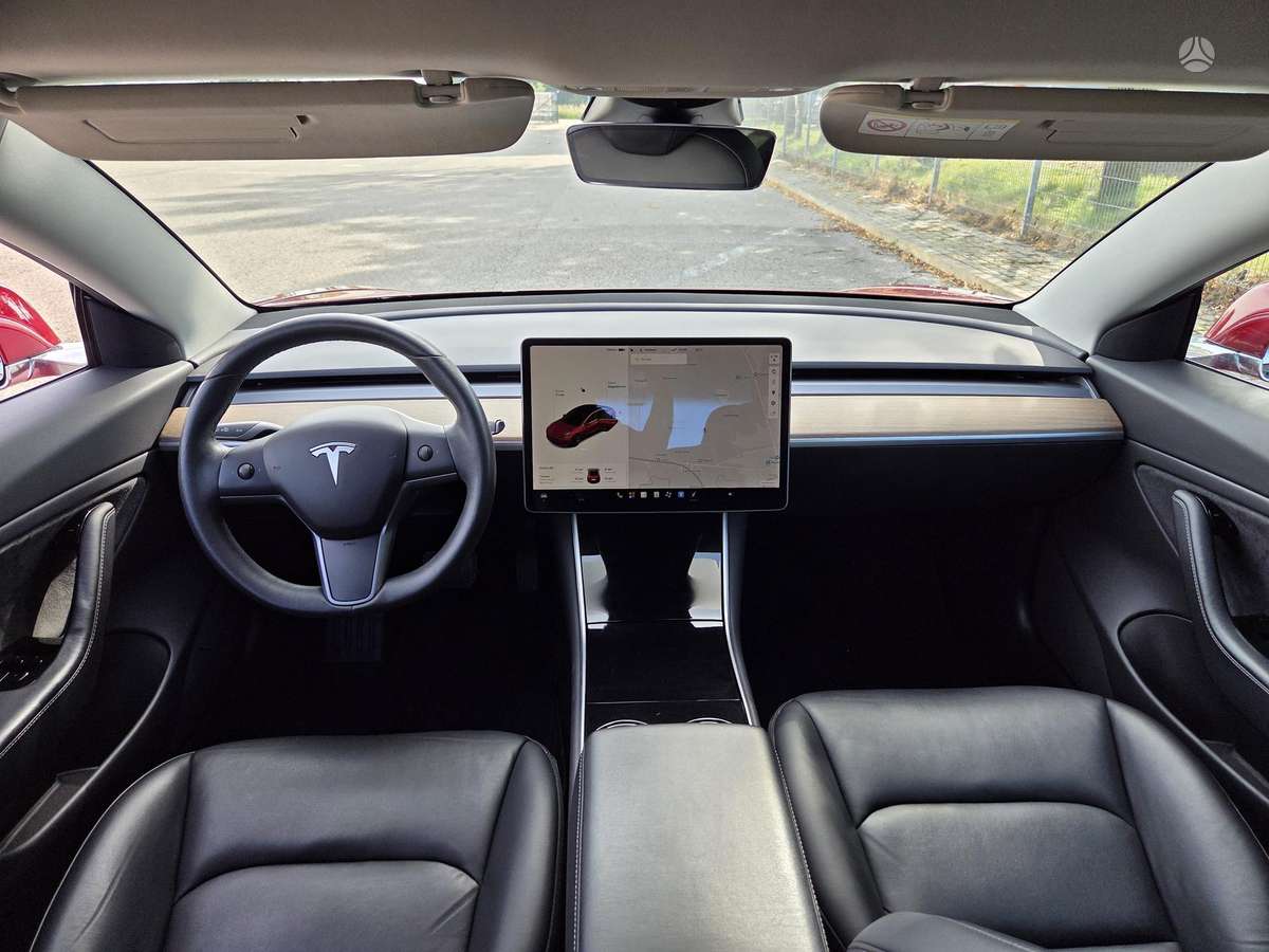 Tesla Model 3, 81 кВт·ч, Хэтчбек