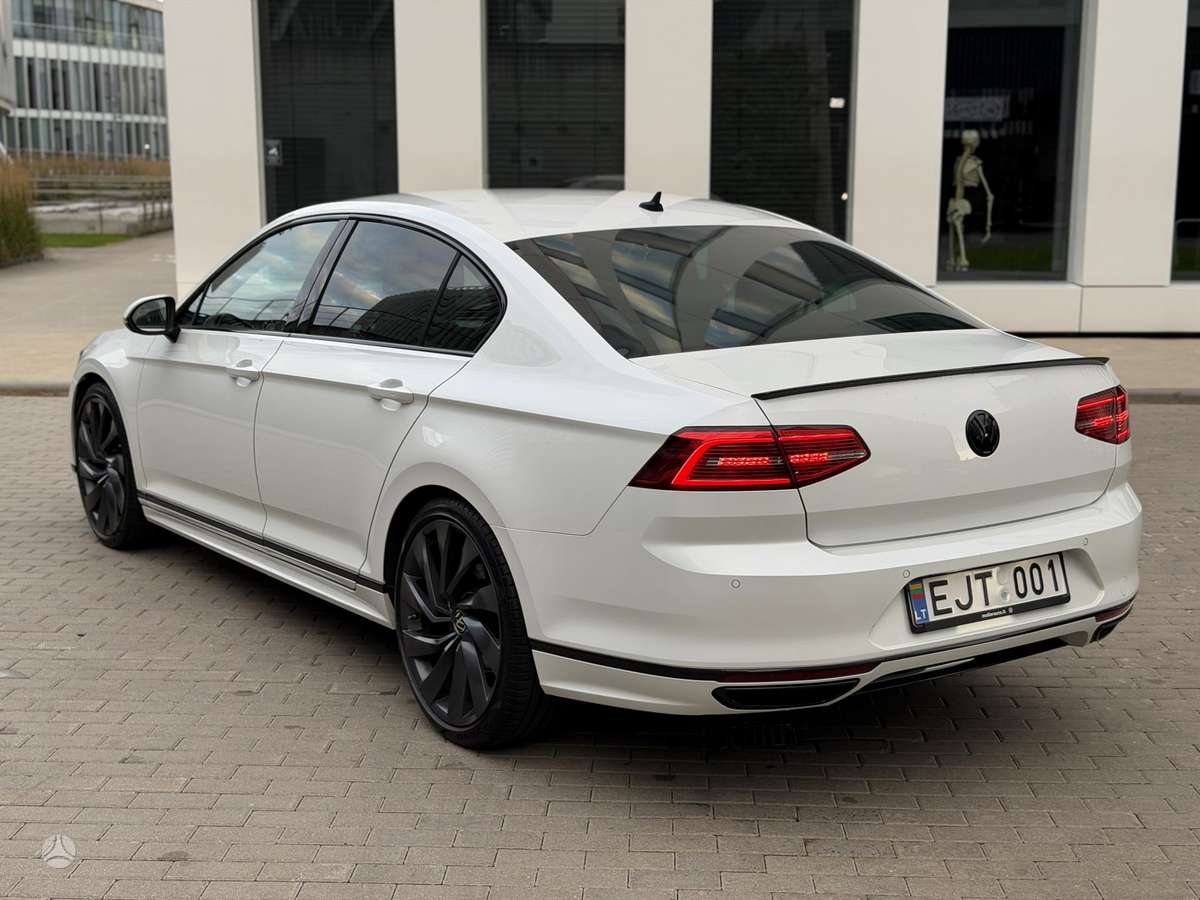 Volkswagen Passat - 3