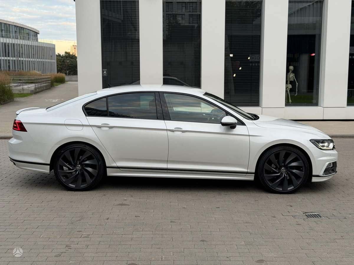 Volkswagen Passat - 5