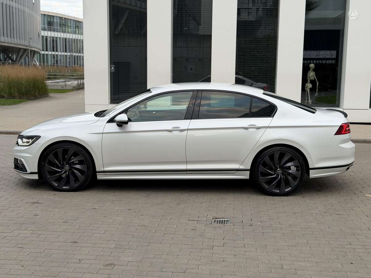 Volkswagen Passat - 6