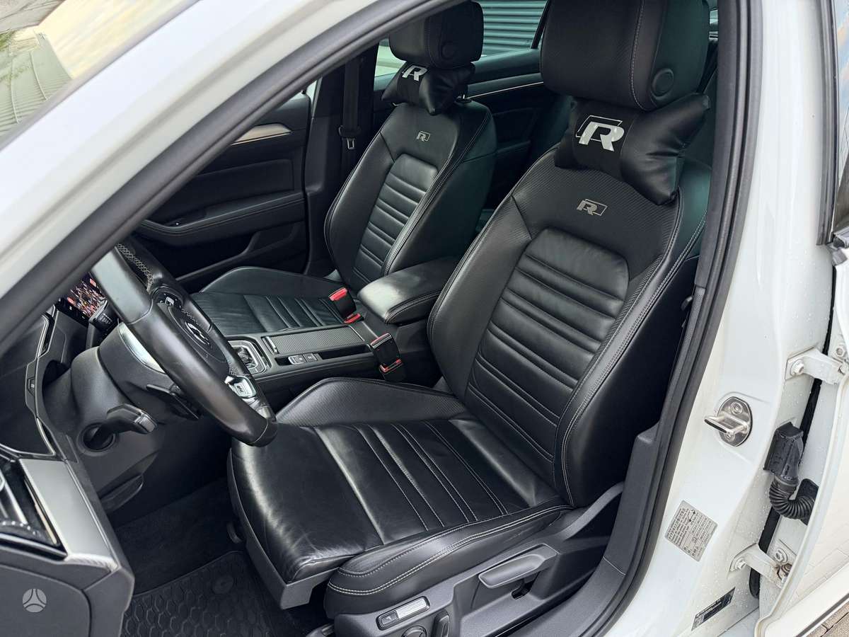 Volkswagen Passat - 10