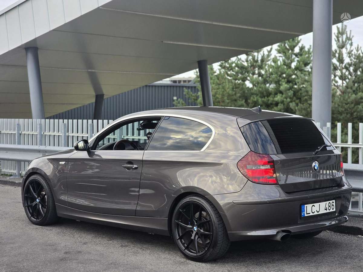 BMW 123, 2.0 l., Хэтчбек