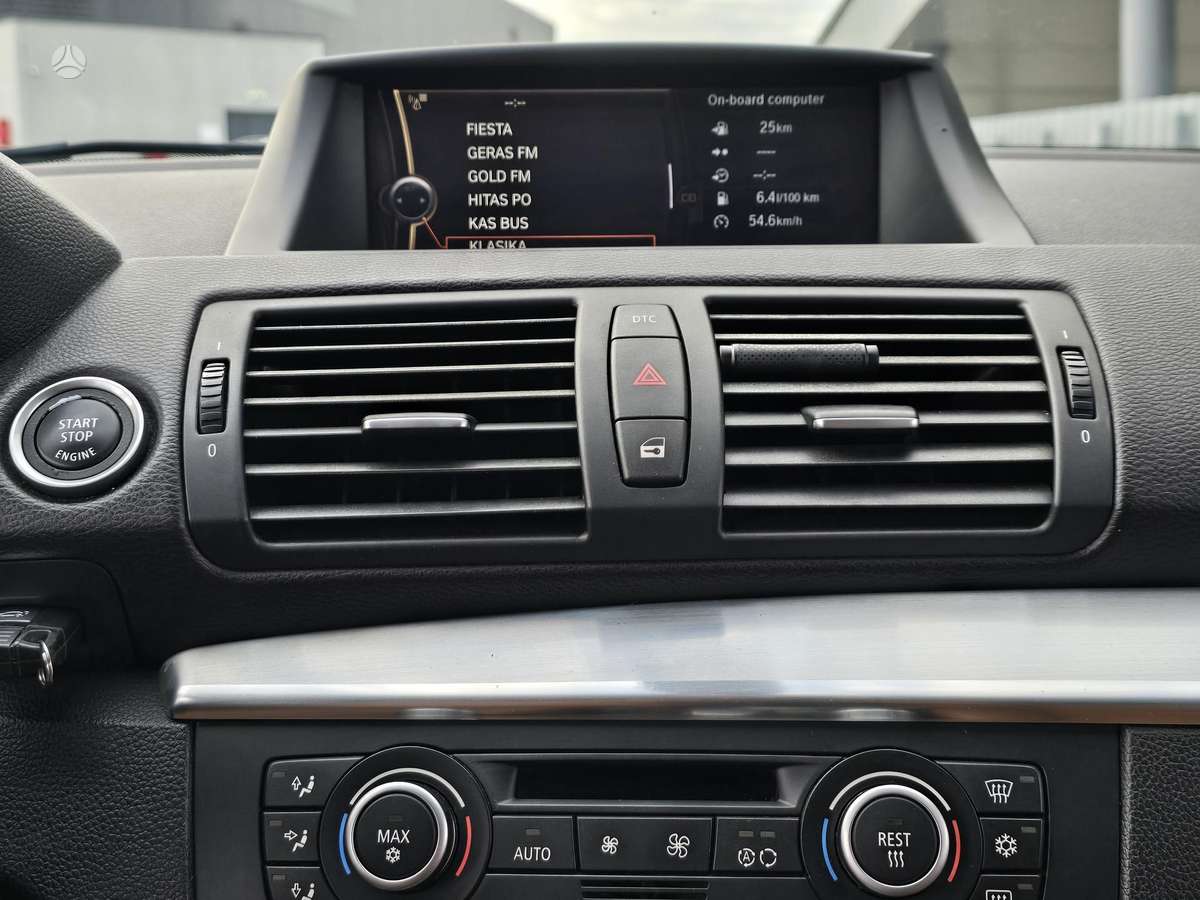 BMW 123, 2.0 l., hatchback