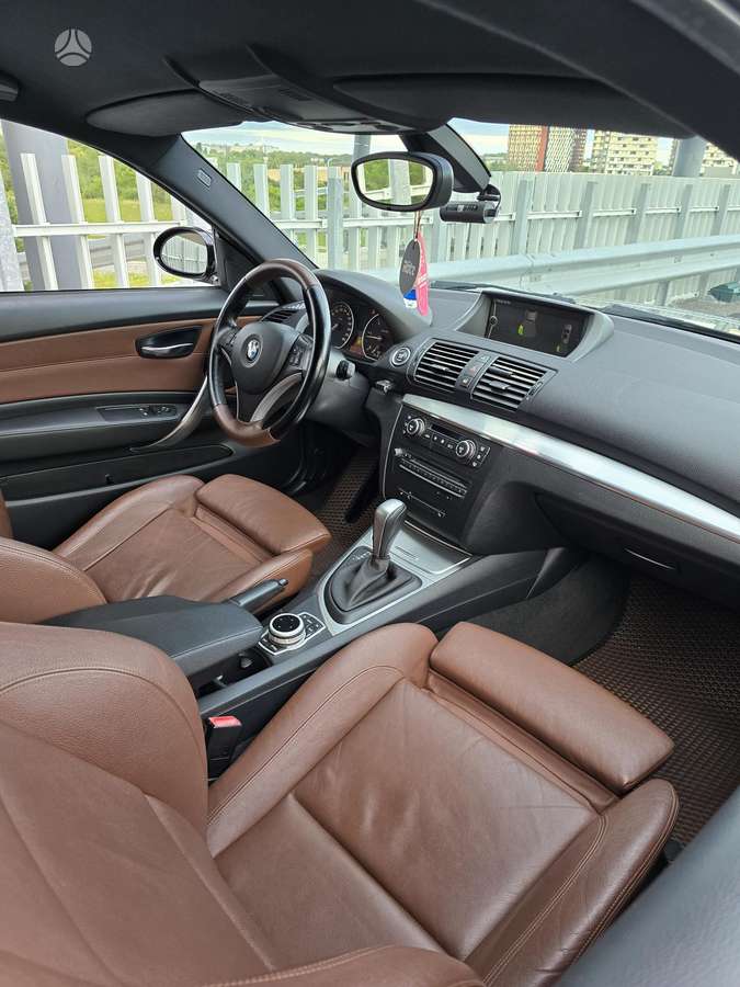 BMW 123, 2.0 l., Хэтчбек