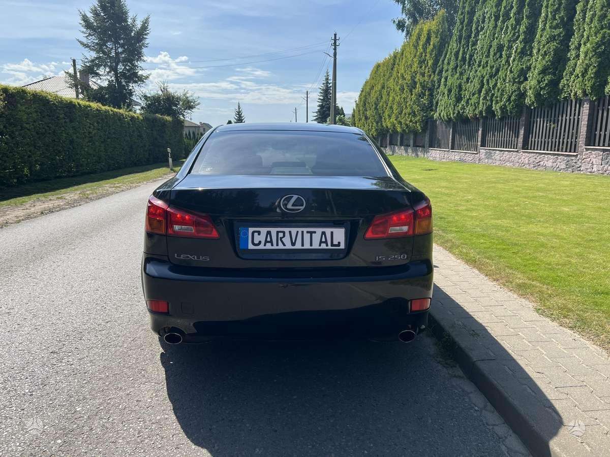 Lexus IS 250, 2.5 l., Седан