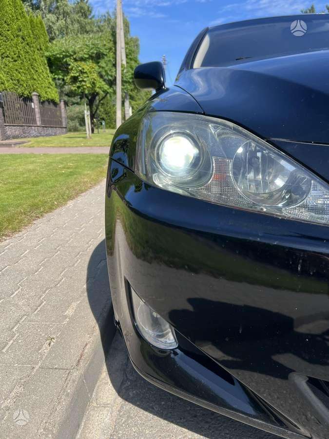 Lexus IS 250, 2.5 l., Седан