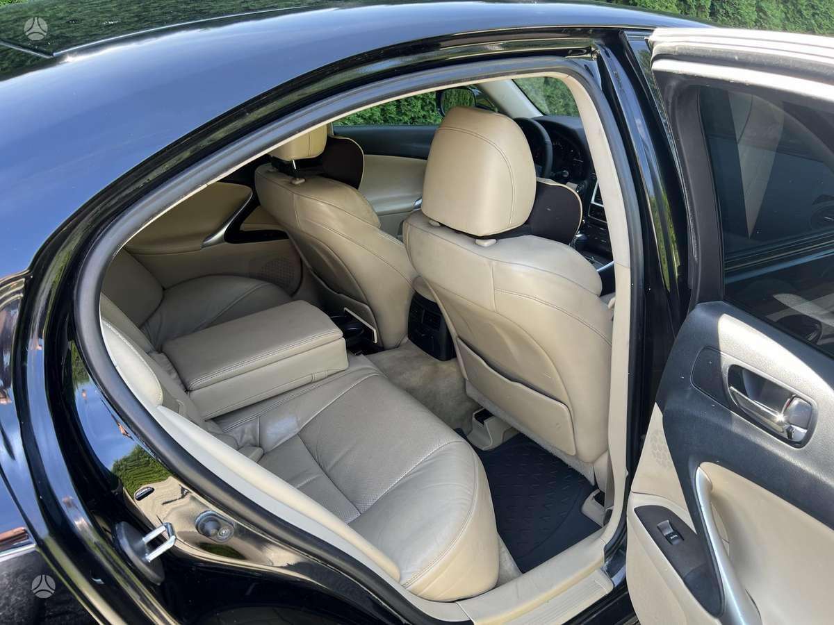 Lexus IS 250, 2.5 l., Седан