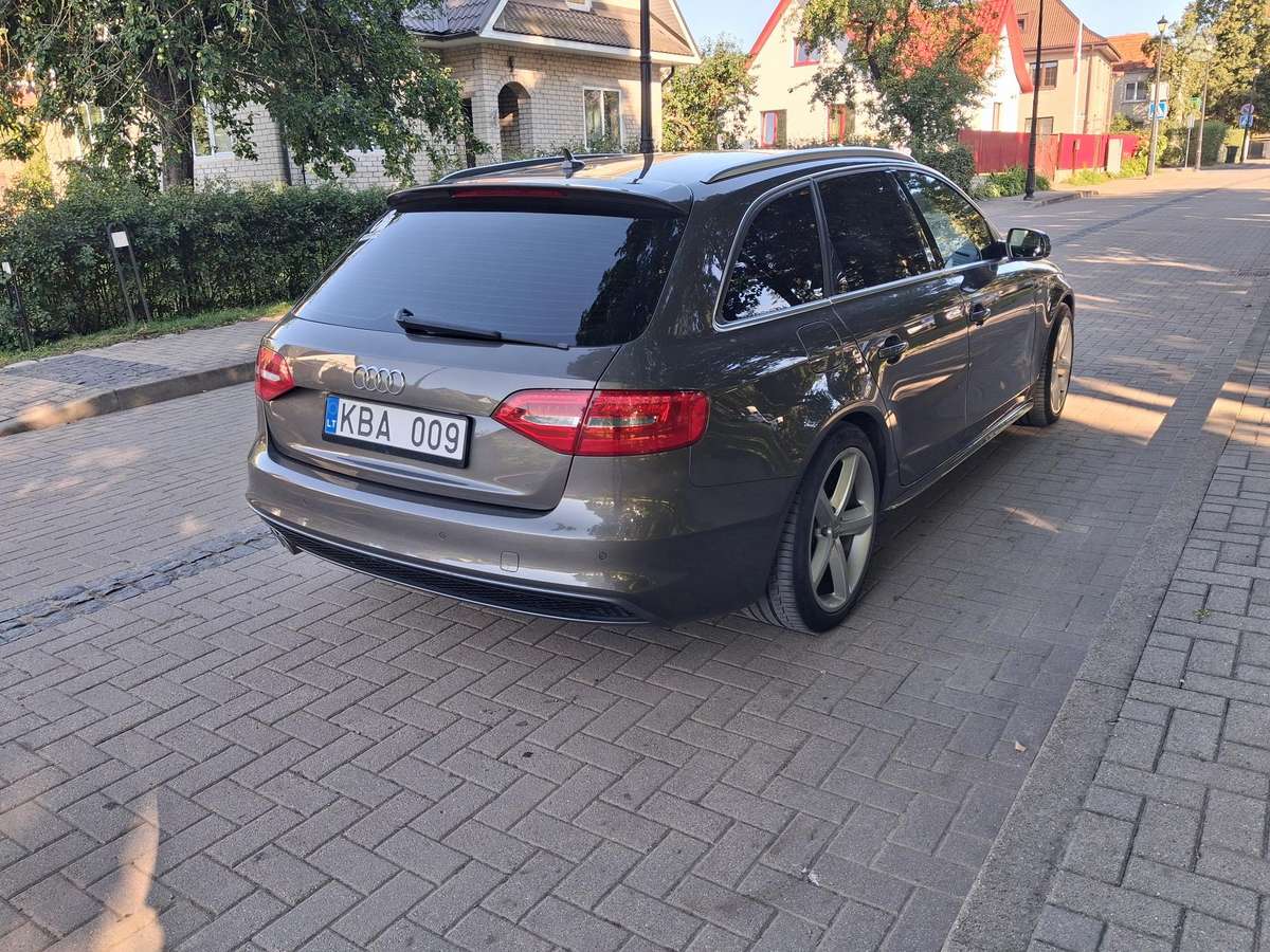 Audi A4, 2.0 l., Универсал