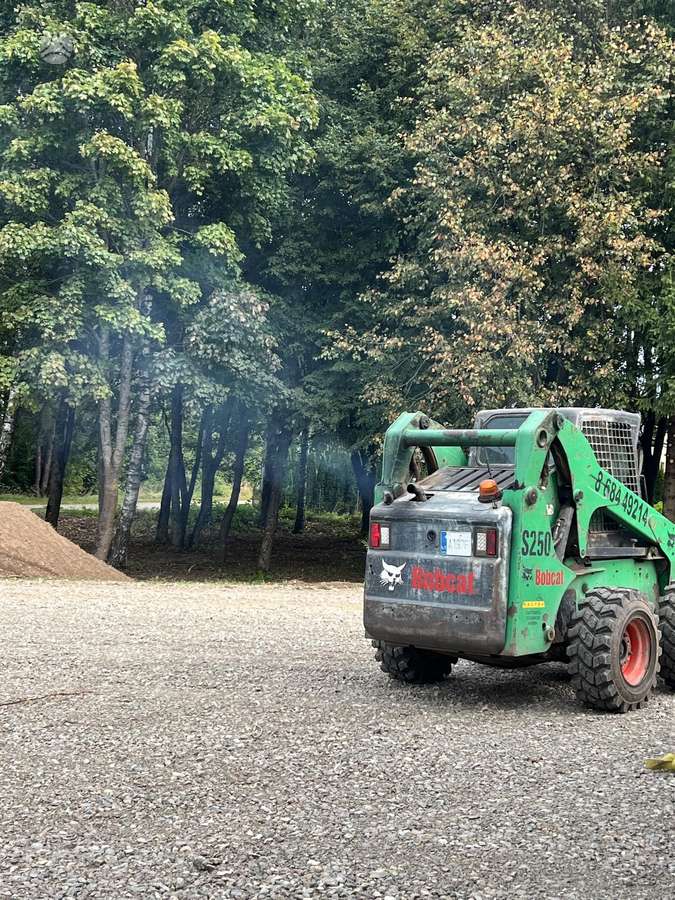 Bobcat S250, mini krautuvai