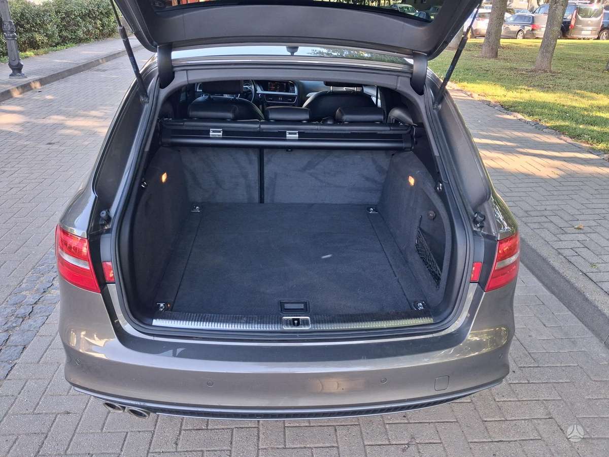 Audi A4, 2.0 l., Универсал