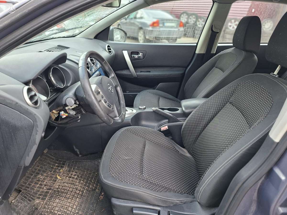 Nissan Qashqai по частям