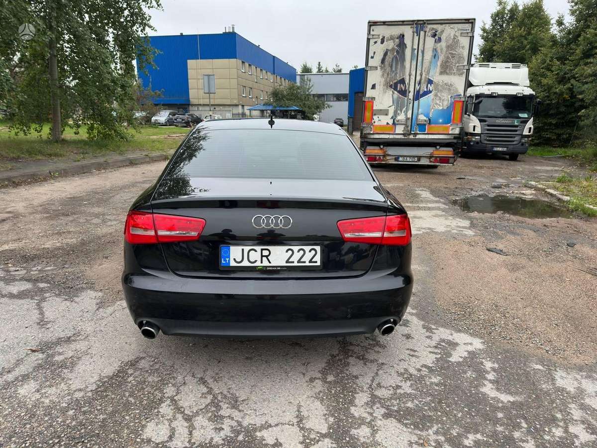 Audi A6, 3.0 l., Седан