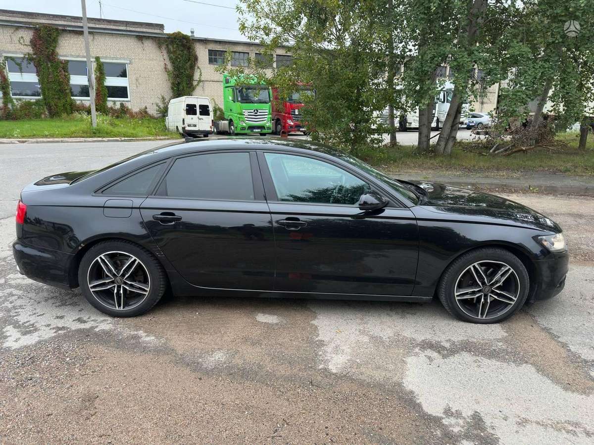 Audi A6, 3.0 l., Седан